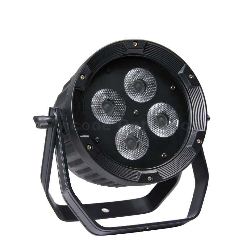 4×20W IP65 屋外用電池式 LED スポットライト、4-in-1 LED およびワイヤレス DMX 付き